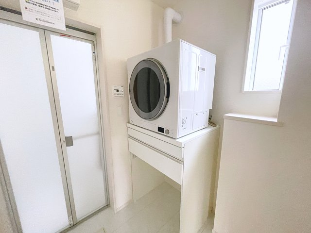 新築戸建・新築建売　郡山市芳賀三丁目　芳賀小・第四中の洗面所|ガス乾燥機の乾太くんで洗濯物を干さない暮らし！家事の時短に◎
