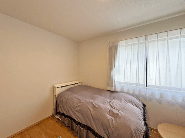 仙台市泉区歩坂町の洋室