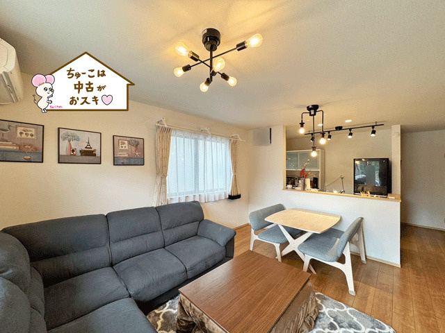 仙台市泉区歩坂町の居間・リビング