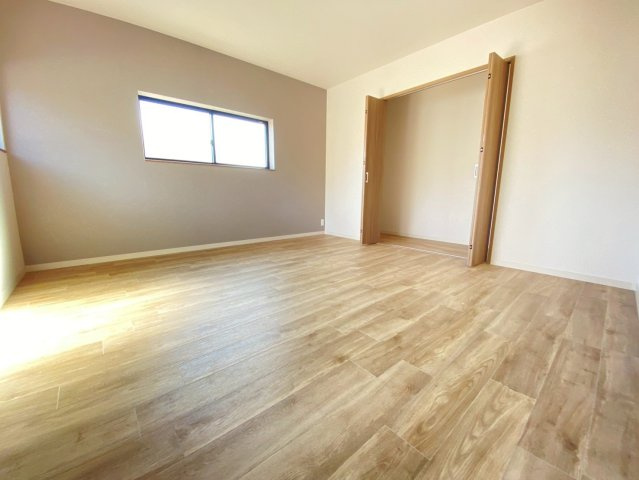 宇部市上条の洋室