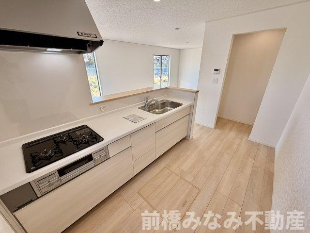 【新築平屋】前橋市北代田町第10-1期　１号棟(全３棟)　クレイドルガーデン　新築建売分譲のキッチン|キッチンです