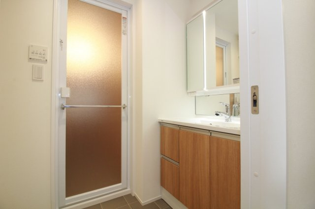 【独立洗面台】の画像