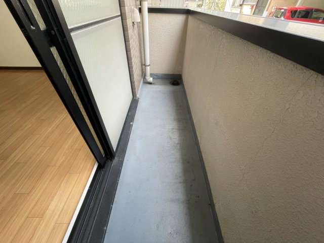 【バルコニー】
