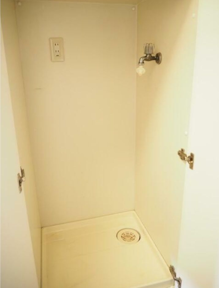 ルーブル南長崎の設備|室内洗濯機置場（同一仕様写真）