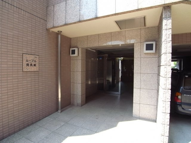 ルーブル南長崎のエントランス|エントランス