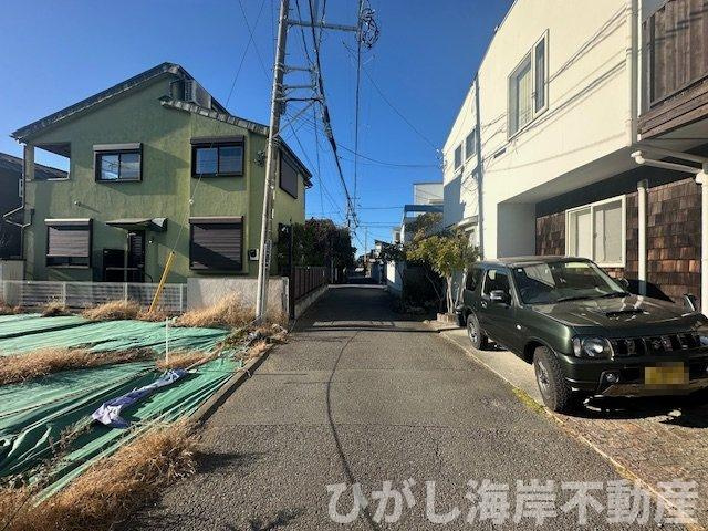 藤沢市鵠沼松が岡２丁目　　売地の前面道路含む現地写真|現地外観