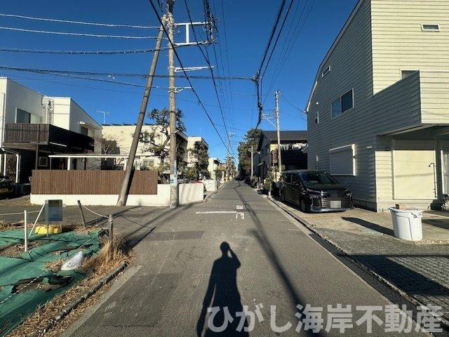 藤沢市鵠沼松が岡２丁目　　売地の前面道路含む現地写真|現地外観