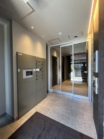 欅レジデンス等々力のエントランス|屋内共用廊下タイプ♪