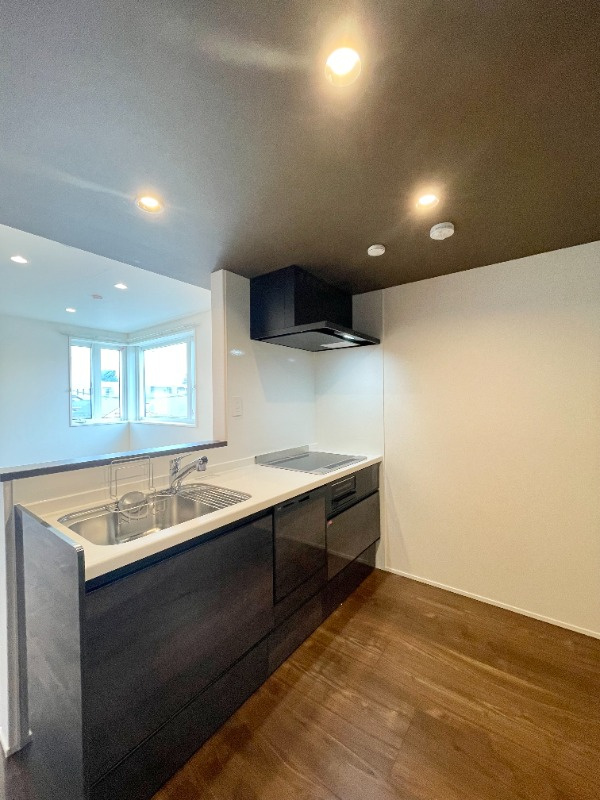 欅レジデンス等々力のキッチン|乾燥機付食器洗浄機付のシステムキッチン♪