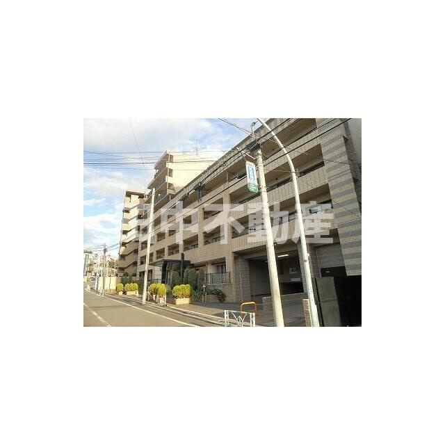 グラマシー恵比寿のエントランス