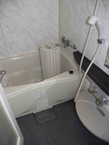 コアマンション御徒町フリージオの浴室