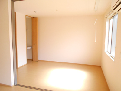 【洋室】 | メゾン・デュ・ヴェルジェ