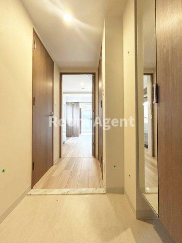 エスリードレジデンス東別院マークスの玄関