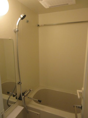 ベルシード新小岩AZの浴室