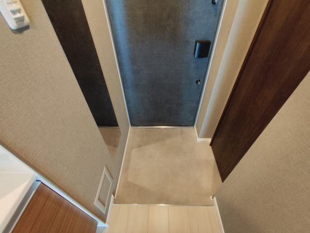 ベルシード新小岩AZの玄関