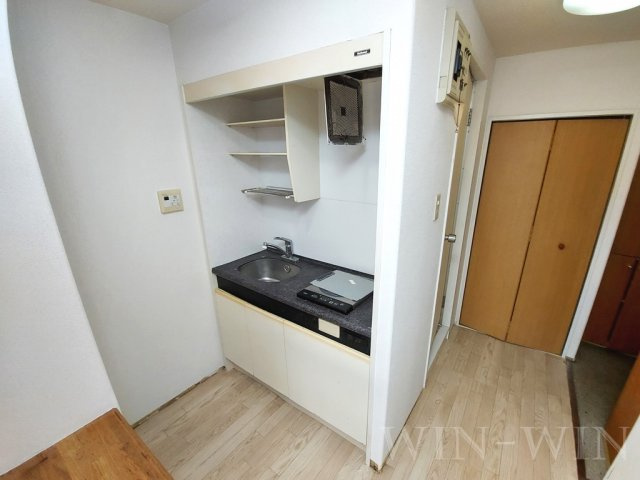 メゾン・ド・アミーのキッチン|イメージ（同建物内別部屋の写真です）