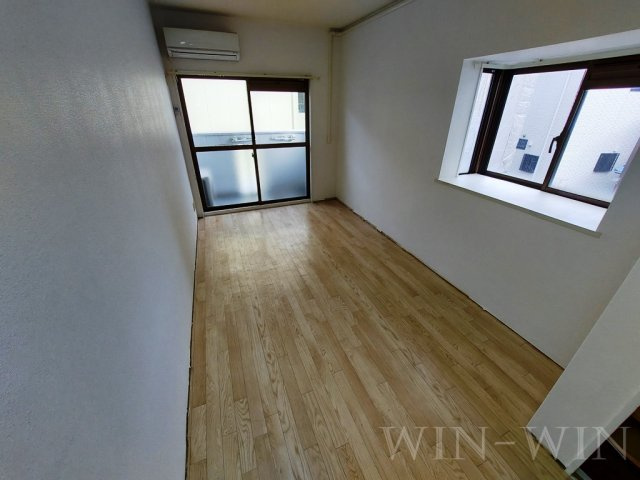 メゾン・ド・アミーの居間・リビング|イメージ（同建物内別部屋の写真です）