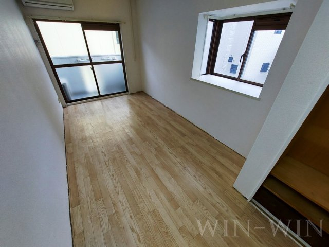 メゾン・ド・アミーの居間・リビング|イメージ（同建物内別部屋の写真です）