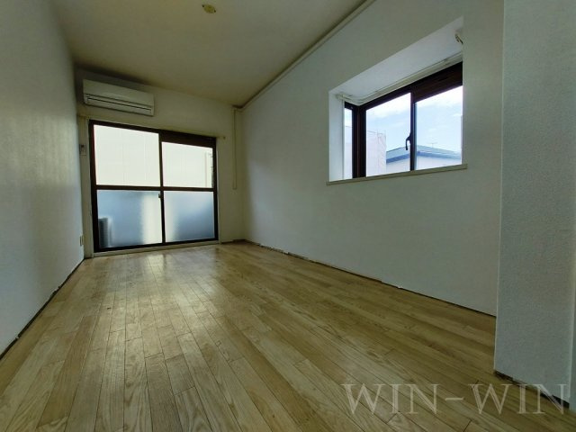 メゾン・ド・アミーの居間・リビング|イメージ（同建物内別部屋の写真です）