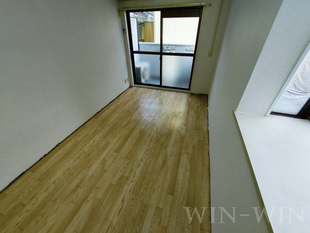 メゾン・ド・アミーの居間・リビング|イメージ（同建物内別部屋の写真です）