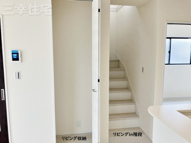 碧南市宮後町1棟建ての構造・工法・仕様|住まいの安心を支えるベタ基礎工法。耐震性や不同沈下への耐久性に優れ、床下防湿対策にもなるのが特徴です