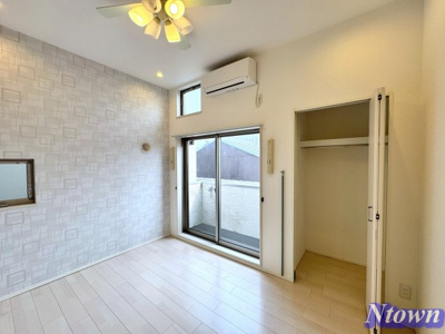 【居間・リビング】 | ハーモニーテラス楓 | こちらの居間で趣味の時間をお楽しみください