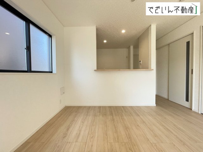 【居間・リビング】 | CRADLE GARDEN久喜市青毛第3　新築住宅 | ≪3号棟≫
現地(2026年5月撮影)