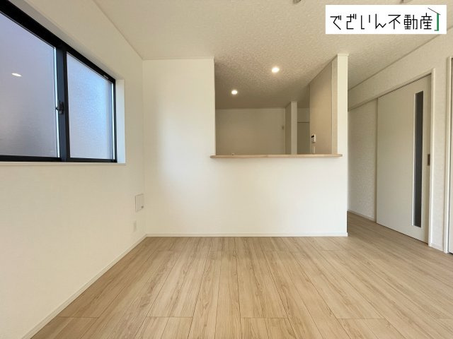 【居間・リビング】 | CRADLE GARDEN久喜市青毛第3　新築住宅 | ≪3号棟≫
現地(2026年5月撮影)