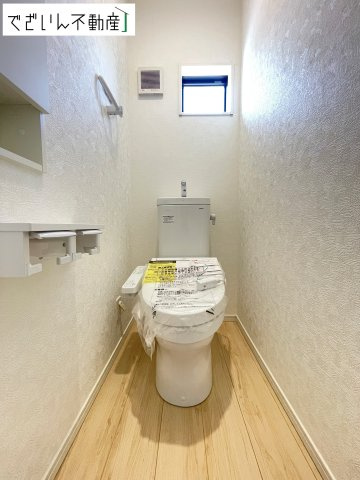 【トイレ】 | CRADLE GARDEN久喜市青毛第3　新築住宅 | ≪3号棟≫
現地(2026年5月撮影)