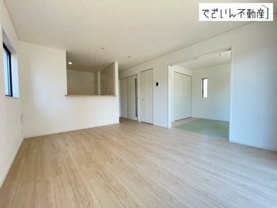 【居間・リビング】 | CRADLE GARDEN久喜市青毛第3　新築住宅 | ≪3号棟≫
現地(2026年5月撮影)