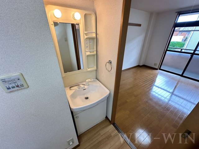 ソフィアの洗面所