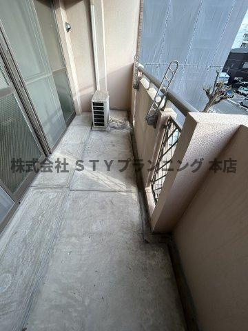 仲介手数料０円！セントラルコート千代田のバルコニー