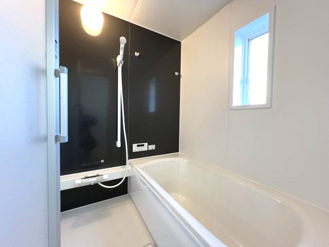 福生市加美平1丁目　新築戸建全3棟の浴室|１坪以上広さを設けた浴室でゆったりバスタイム
