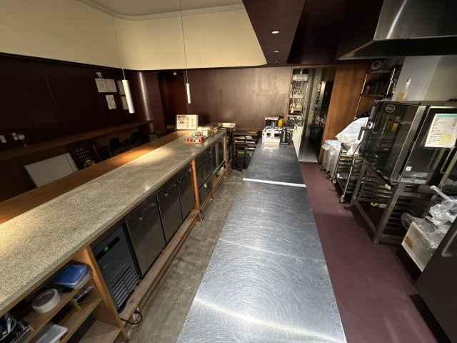 山田ビルのロビー