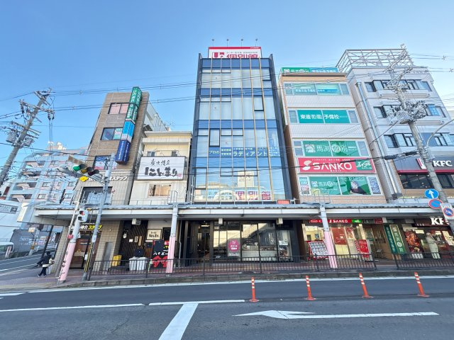 山田ビルの外観