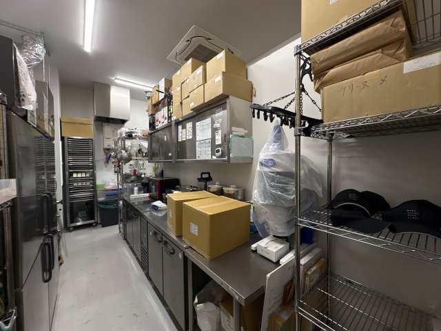 山田ビルのロビー