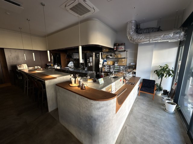 山田ビルのロビー