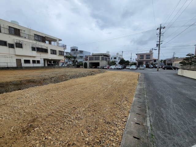 沖縄市美原四丁目　３号地の外観