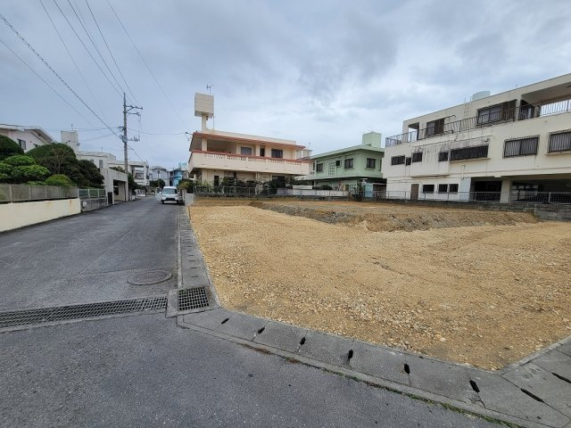 沖縄市美原四丁目　３号地の外観