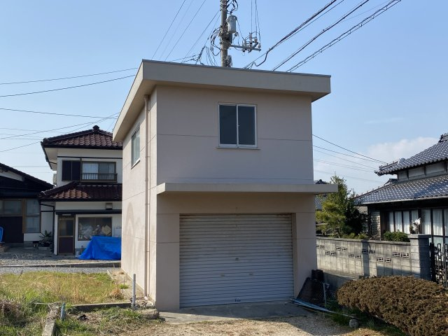 丸尾中古の外観
