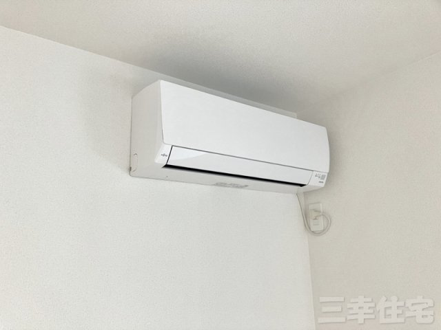 碧南市入船町の設備|リビングエアコン設置済み