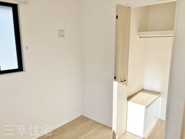 碧南市入船町の収納|洋室収納