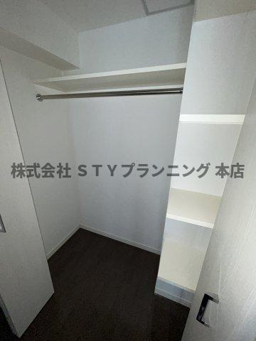 仲介手数料０円！ｔｈｅ　ｇｌａｓｓｅｓの収納