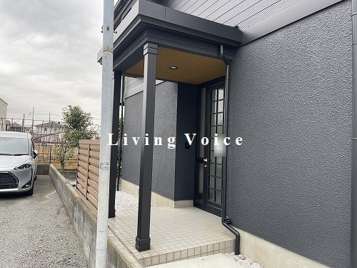 【玄関】 | 【仲介手数料０円】海老名市中新田4丁目　中古一戸建て | 【仲介手数料０円】海老名市中新田4丁目　中古一戸建て