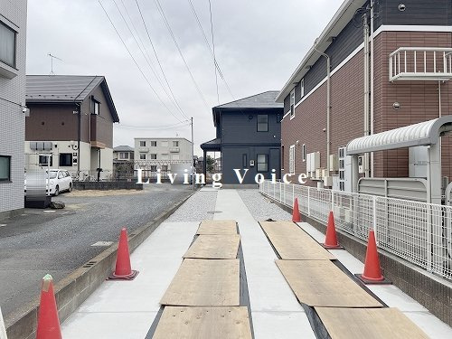 【駐車場】 | 【仲介手数料０円】海老名市中新田4丁目　中古一戸建て | 【仲介手数料０円】海老名市中新田4丁目　中古一戸建て