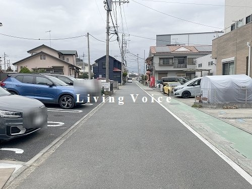 【前面道路含む現地写真】 | 【仲介手数料０円】海老名市中新田4丁目　中古一戸建て | 【仲介手数料０円】海老名市中新田4丁目　中古一戸建て