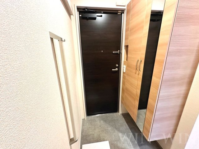 ヴェルドミール・ドゥエの玄関