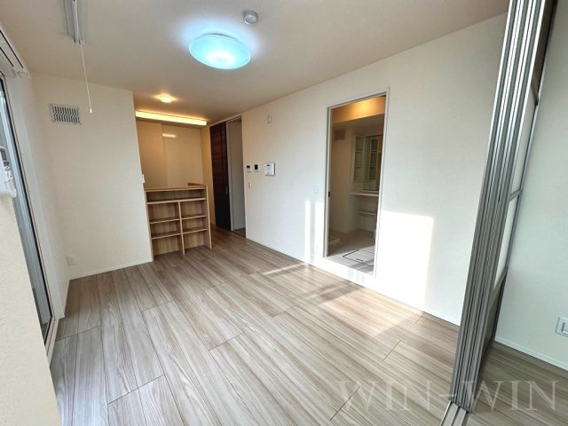 ヴェルドミール・ドゥエのその他