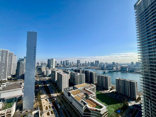 【展望】30階バルコニーからの眺望になります。 