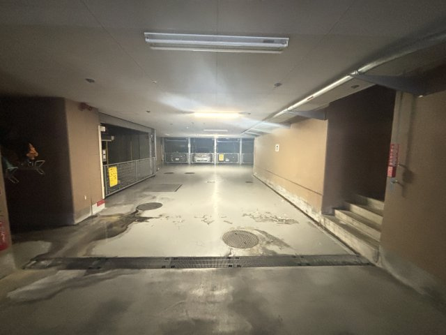 レイセニット西大寺ギャラリアの駐車場|駐輪場・駐車場